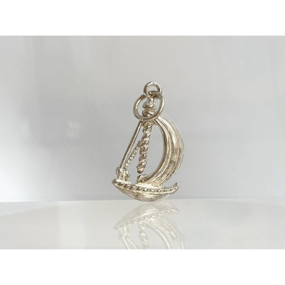 Sailboat Hand Carved Nautical Sterling Silver 925 Vintage Pendant | Charm - Picture 8 of 9